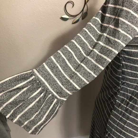 Umgee 3/4 ruffle bell sleeve long cardigan - Picture 4 of 4